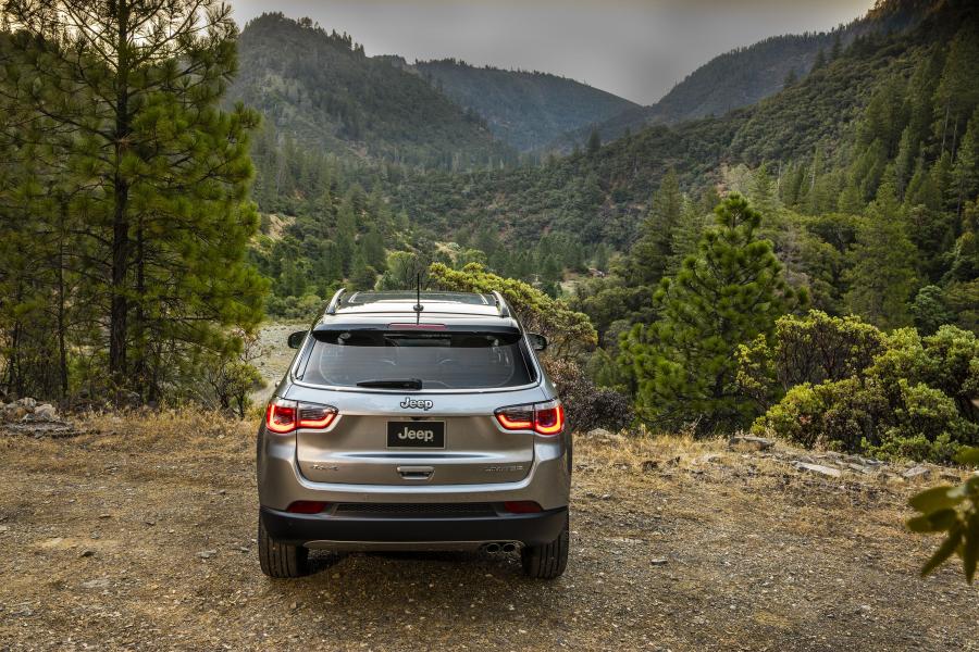 Jeep Compass Limited 2017 года  (NA) (фото 10 из 62)